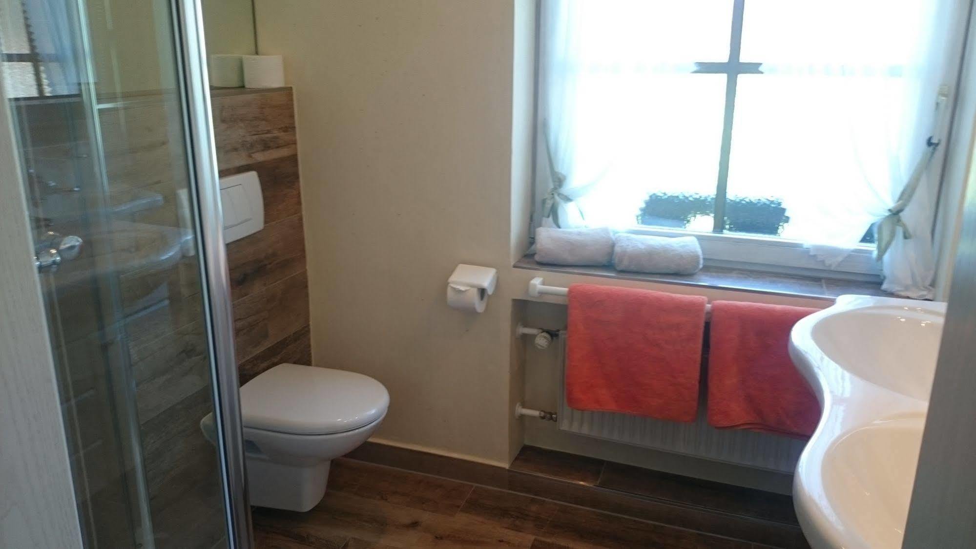 Motel Zum Schweizerbartl à Garmisch-Partenkirchen Extérieur photo