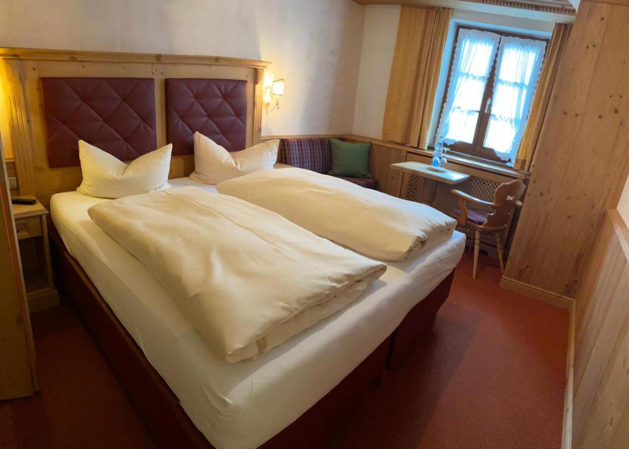 Motel Zum Schweizerbartl à Garmisch-Partenkirchen Extérieur photo